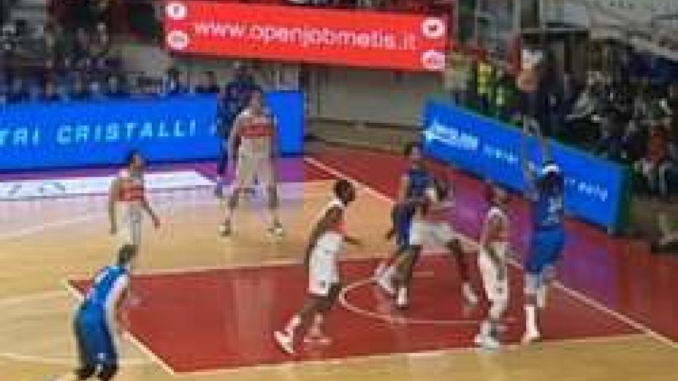 Basket, Seria A: colpi esterni per Brescia e AvellinoBasket, Seria A: colpi esterni per Brescia e Avellino