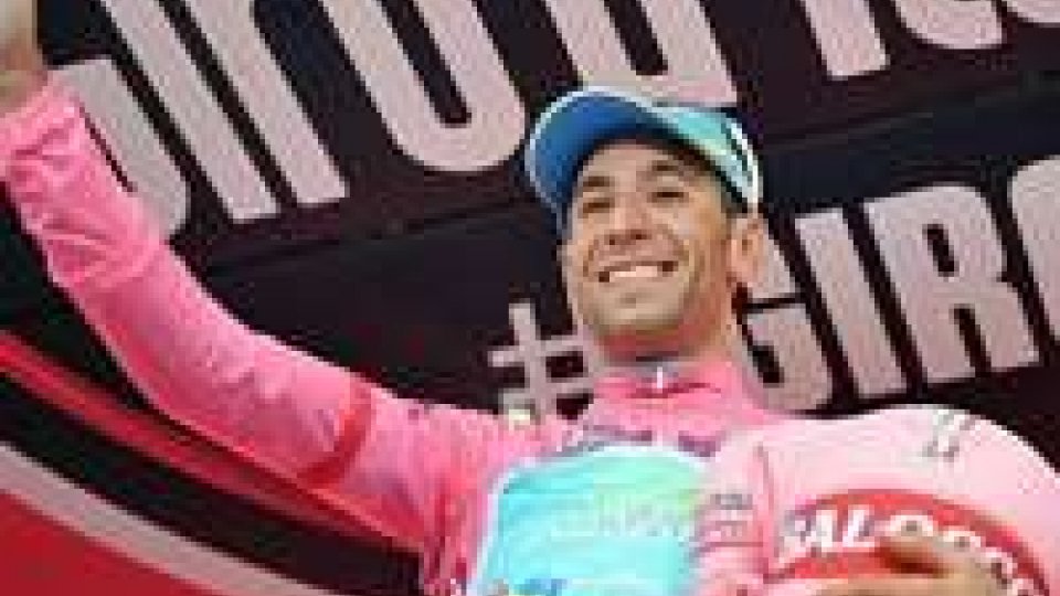 Giro d'Italia, a Firenze vince il russo Belkov, Nibali in rosa