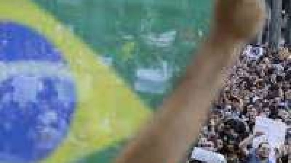 Protesta Brasile: ultimatum Fifa su Confederations