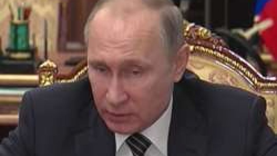Vladimir PutinPutin conferma: cessate il fuoco in Siria, ora i negoziati
