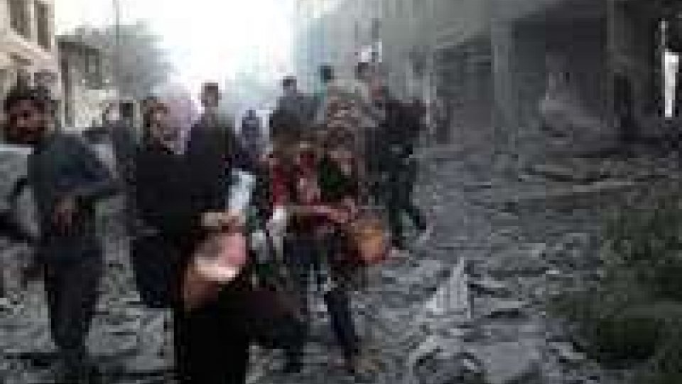 Gaza, ancora spargimento di sangue. Khamenei:"Il mondo islamico deve armare i palestinesi"