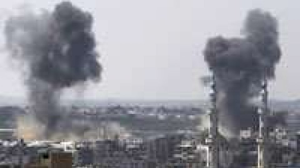 Gaza, oltre 200 morti. Tregua umanitaria di 5 ore, sì di Israele e Hamas