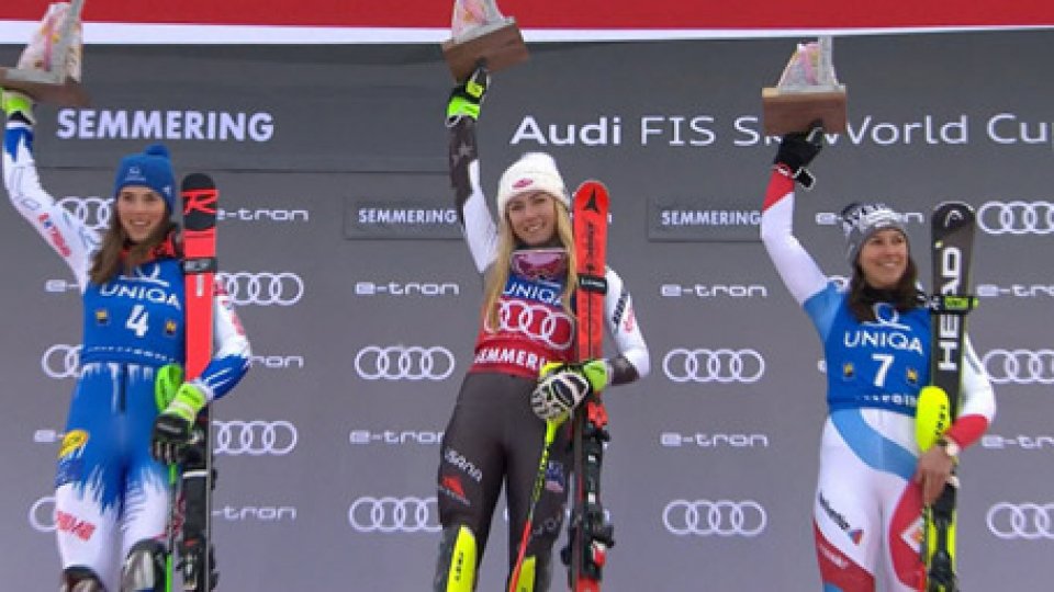 Sci: Mikaela Shiffrin vittoria in slalom e record