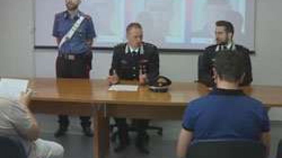 la conferenza stampa dei CcRapina in villa a Gemmano: legato e imbavagliato da tre albanesi