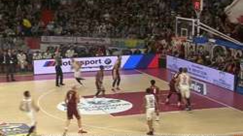 Basket: Pesaro ad un soffio dall'impresaBasket: Pesaro ad un soffio dall'impresa