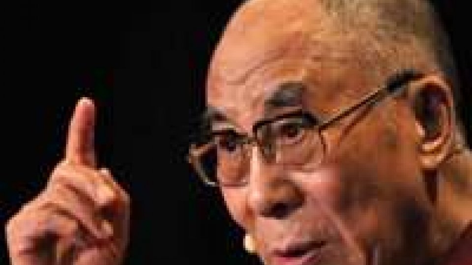 Tibet: Dalai Lama non esclude che donna possa succedergli