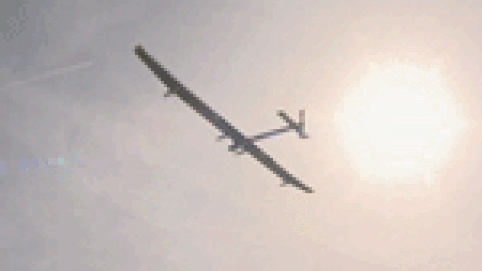 Ha conquistato il cielo il primo aereo a propulsione solare