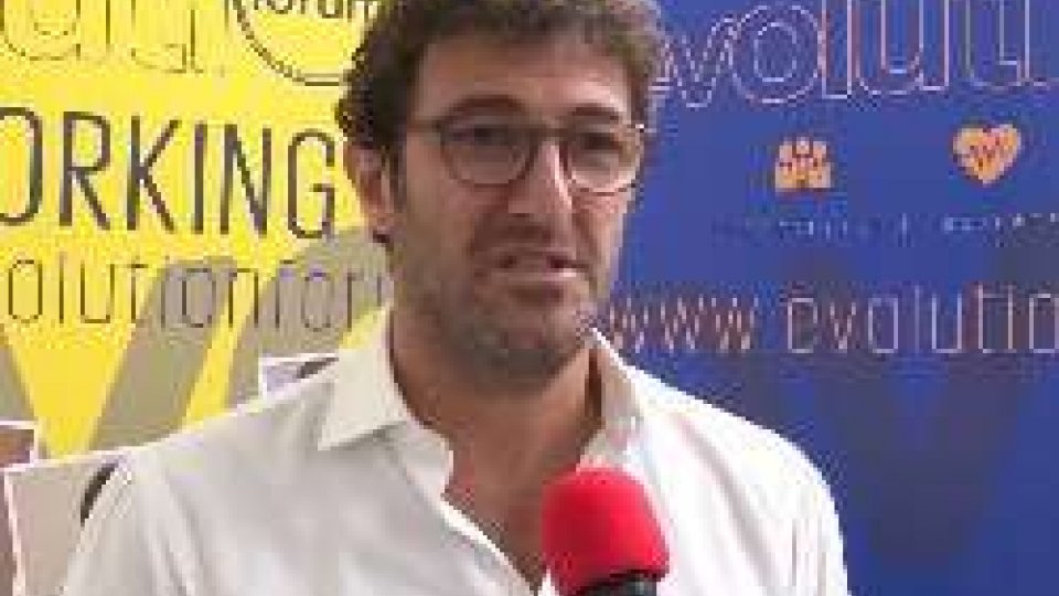 Ciro FerraraCiro Ferrara: "Il Napoli se la giocherà fino alla fine con la Juve"