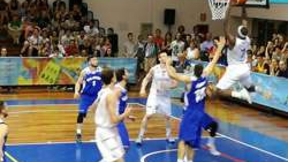 Basket, troppo Lussemburgo per San Marino: 99-44Basket, troppo Lussemburgo per San Marino: 99-44
