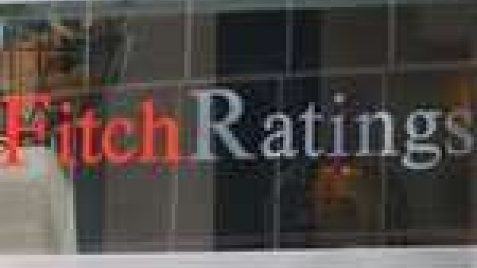 L'agenzia di rating Fitch potrebbe tagliare il rating italiano