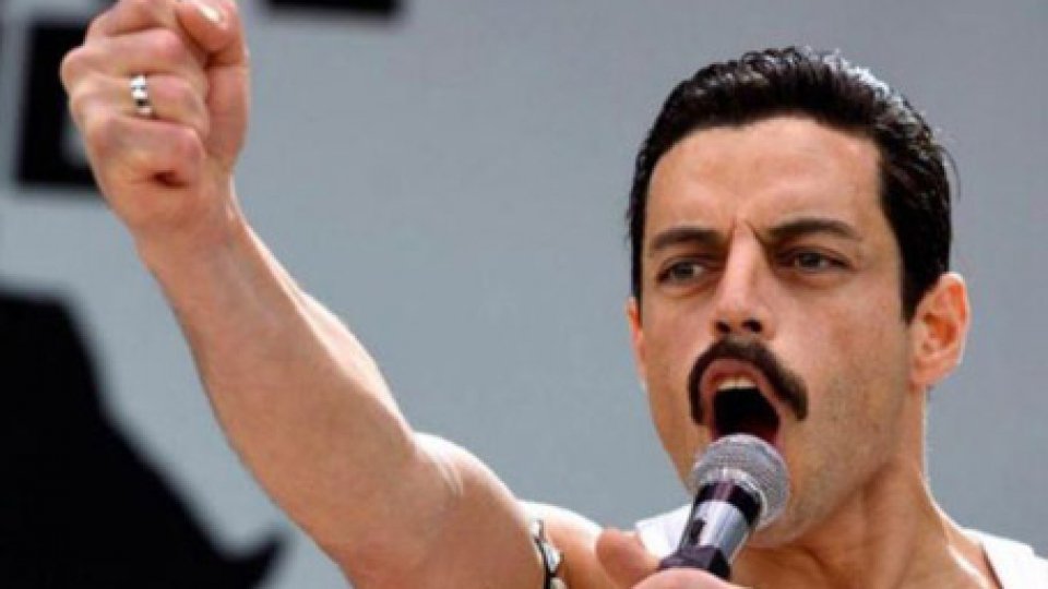 Rami Malek interpreta Freddie MercuryGolden Globes: vince "Bohemian Rhapsody", Rami "Freddie" Malek il miglior attore