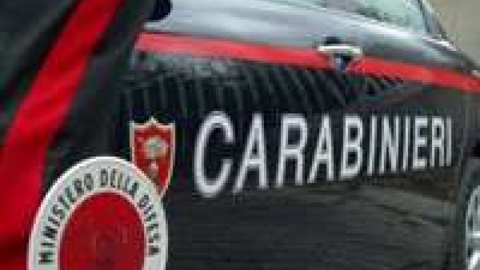 Intervento dei Carabinieri per sedare liti in strada