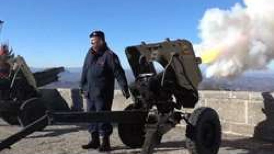 Il colpo di cannoneColpi di cannone sul Titano, le Milizie celebrano Santa Barbara