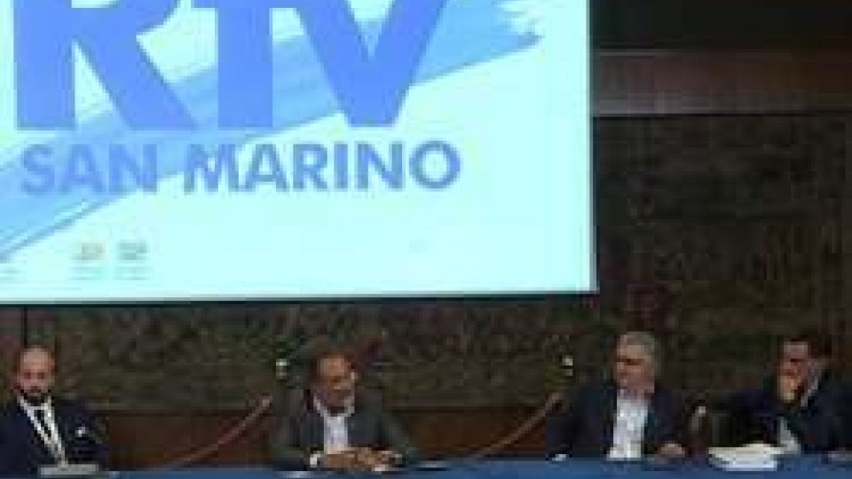 Tiberio Timperi e Carlo Romeo durante conferenza stampa a Roma