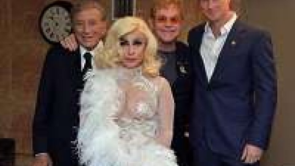 Lady Gaga e Tony Bennett cheek to cheek