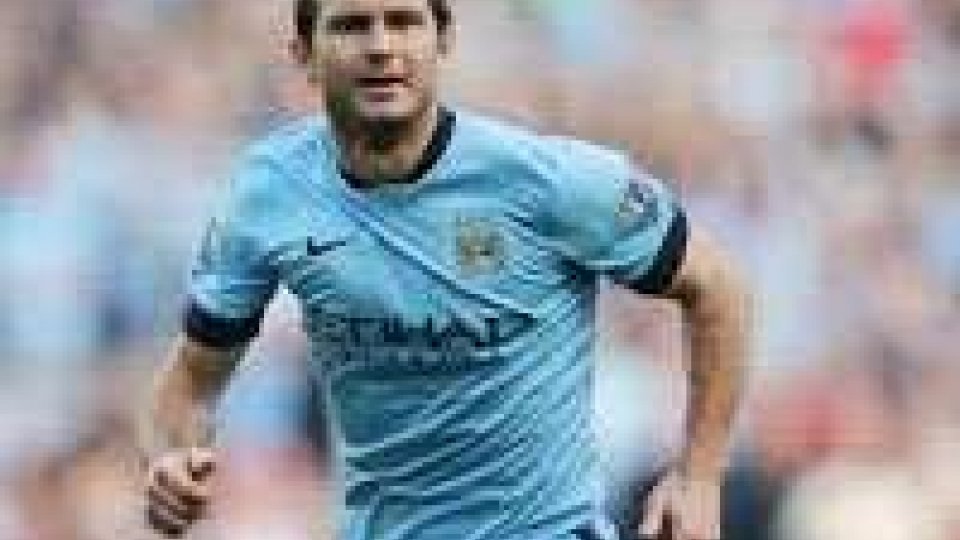 Frank Lampard resta al Manchester