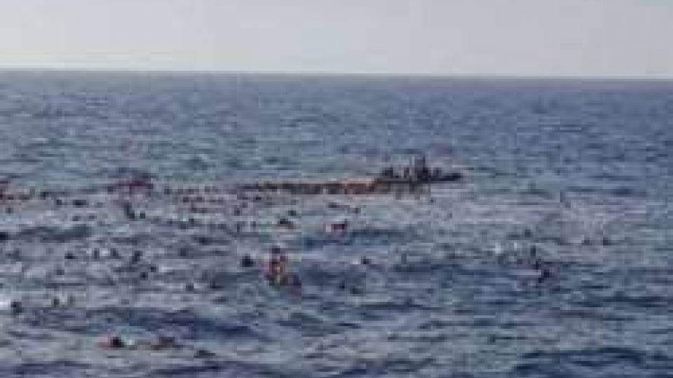 Migranti, naufragio nell'Egeo: nove morti, fra questi 6 bambini