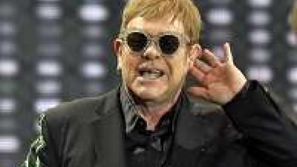 Elton John, prossimo tour sarà l'ultimo