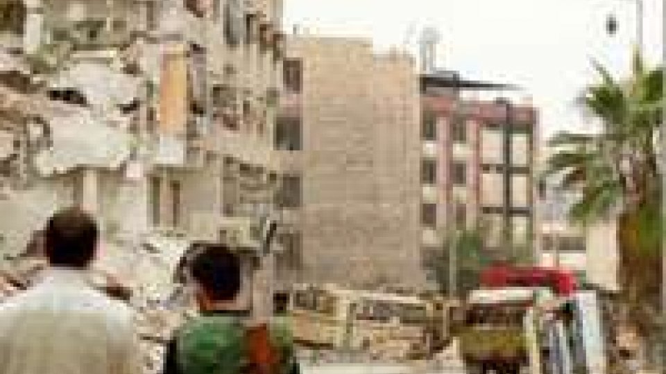 Siria: bombardata una panetteria. Morte due famiglie