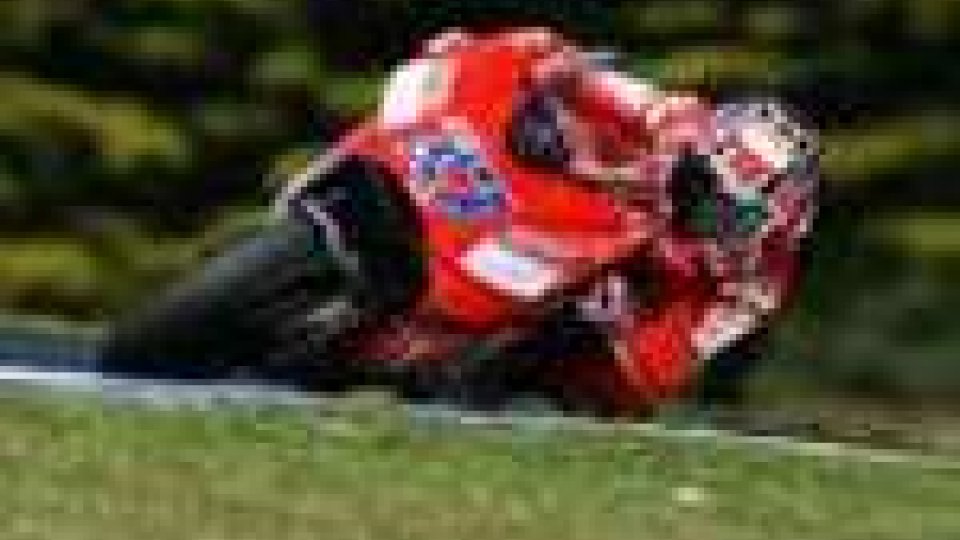MotoGP: Stoner in pole, De Angelis 10°
