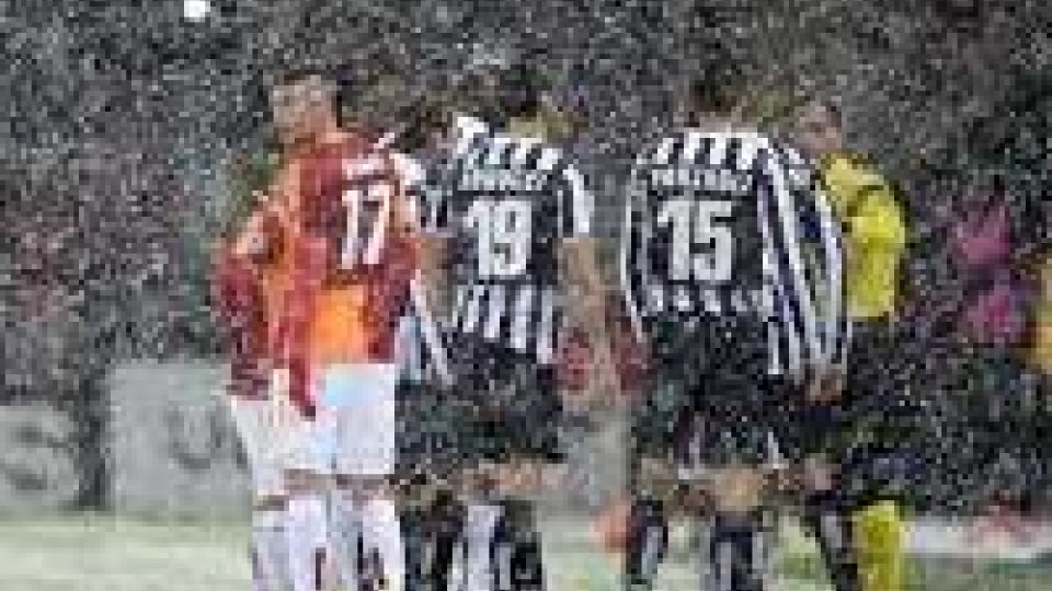 Sospesa Galatasaray-Juventus: riprenderà oggi pomeriggio
