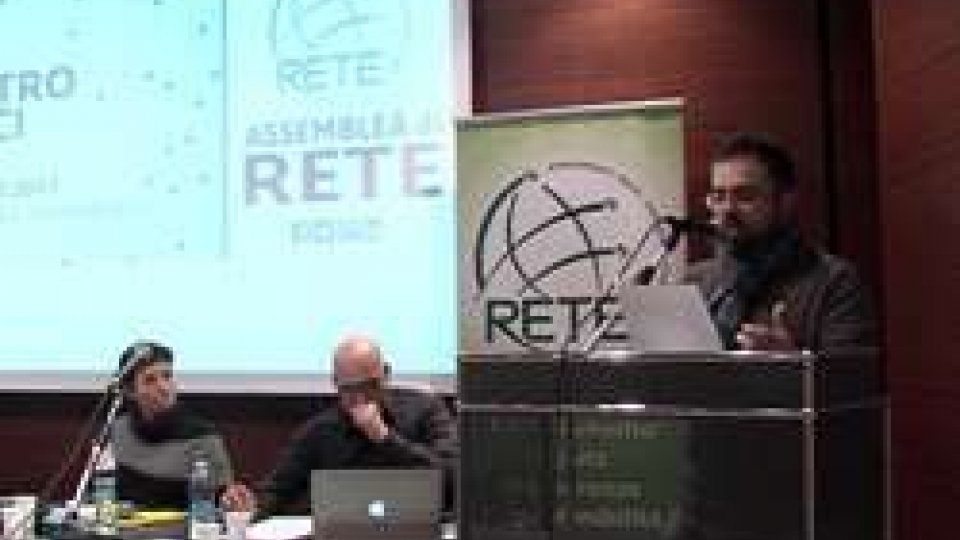 Il discorso del nuovo segretario Andrea GianiAssemblea di Rete: "Prime confluenze fra Dc e Ap"