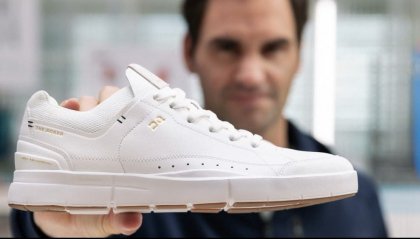Roger Federer presenta la sua prima linea di sneaker
