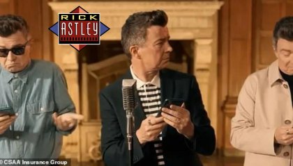 Rick Astley e il nuovo, divertentissimo video di  Never Gonna Give You Up
