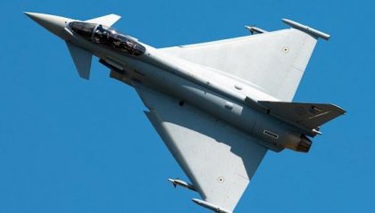 Polonia: decollo di caccia italiani per intercettare aerei russi