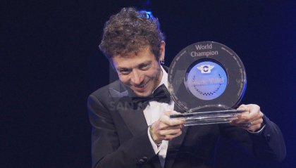 FIM Awards: a Rimini tutti i campioni del mondo 2022, standing ovation per Valentino Rossi