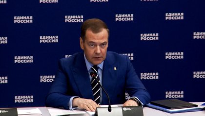 Ucraina: Medvedev evoca la rappresaglia nucleare in caso di attacchi alla Crimea o alla Russia “profonda”
