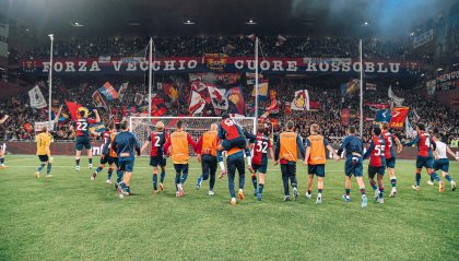 Serie A: il Genoa domina, 3-0 al Cagliari per la festa salvezza