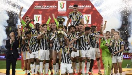 Vlahovic regala la Coppa Italia numero 15 alla Juventus, Atalanta battuta