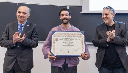 Uniurb: la prima cerimonia di consegna del nuovo certificato di laurea a una persona trans