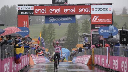 Quinta vittoria di Pogacar al Giro d'Italia