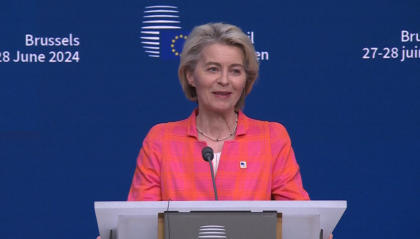 Ursula von der Leyen rieletta Presidente della Commissione europea. Fdi ha votato contro