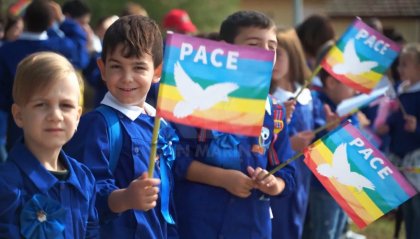 La mostra “Colors for Peace” sbarca a Parigi in occasione delle Olimpiadi