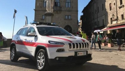 Arma sotto una macchina al P9: scatta l'allarme, ma è una scacciacani