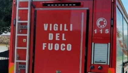 Auto impatta contro il contattore del gas: 5 mezzi dei Vigili del Fuoco a Spadarolo