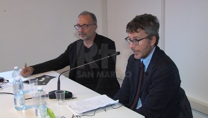 Futuro sostenibile, il filosofo Diego Fusaro: "Uscire dal sistema capitalistico, green economy ha dei limiti"