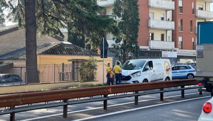 Dogana, anziana investita in via Tre Settembre: traffico bloccato e rallentamenti