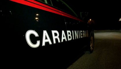 Halloween di caos a Ospedaletto di Coriano: identificati un centinaio di giovani tra incendi e molotov