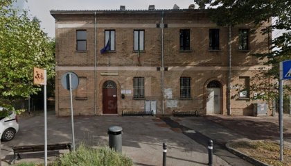 Corpolò: di nuovo presa di mira la scuola primaria, rubati 5 pc portatili