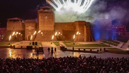 Tutto pronto per il Capodanno più lungo del mondo: al via il countdown per la tre giorni di concerti che traghetta Rimini verso il nuovo anno