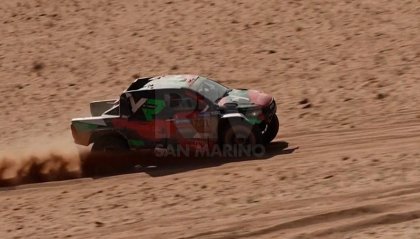 Dakar, tappa 4: guizzo di Al-Rajhi tra le auto, dominio di Sanders nelle moto