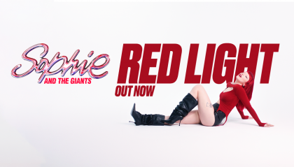 Sophie and The Giants torna con “Red Light”