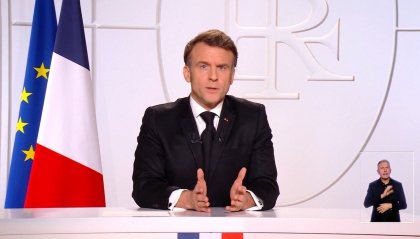 Mosca attacca Macron sull'ombrello nucleare: “È disconnesso dalla realtà”