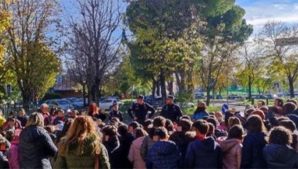 Carabinieri Forestali e gli alunni delle scuole celebrano la “Giornata nazionale dell’albero”.