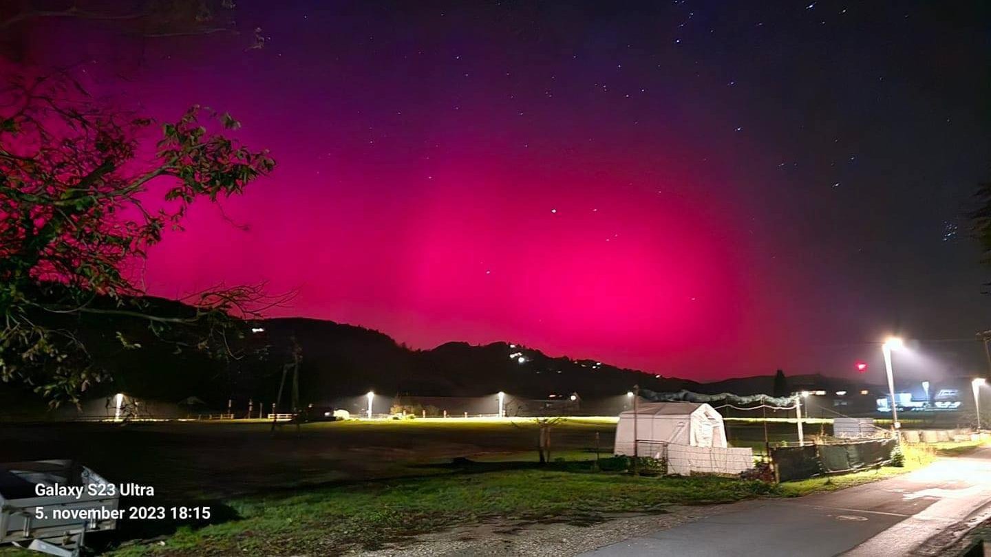 Aurora boreale in Italia, avvistata oggi dal Veneto all'Emilia Romagna